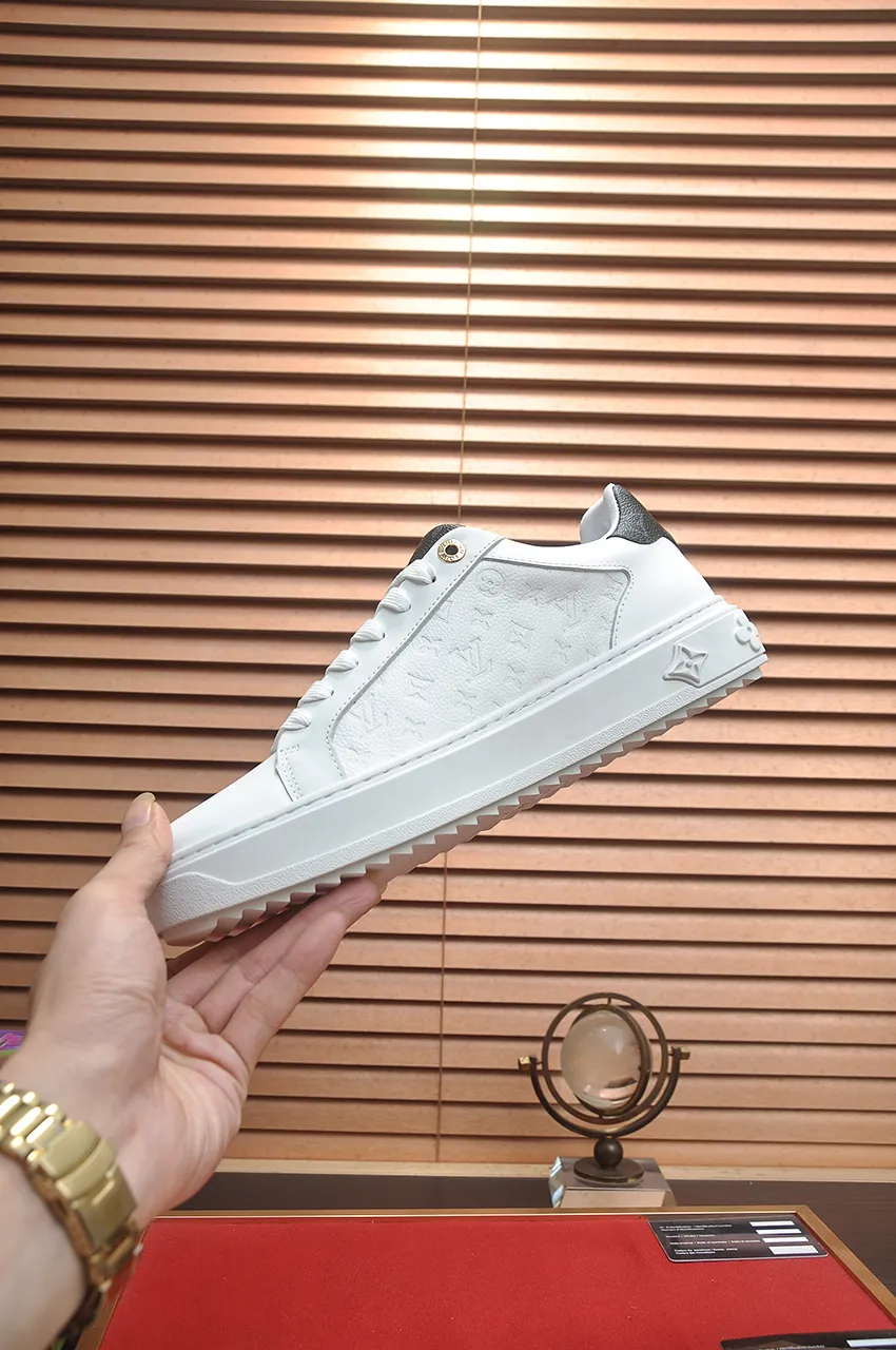 Men's shoes 💰540💶[LOUIS VUITTON] Original order price (water-dyed cowhide lining) new model 🍀LV Louis Vuitton * - top version of LV classic trendy shoes! Made of imported original cowhide, water-dyed cowhide lining, and original wear-resistant rubber outsole! High quality products! Code number 38-45 (45 is custom-made and cannot be returned or exchanged)